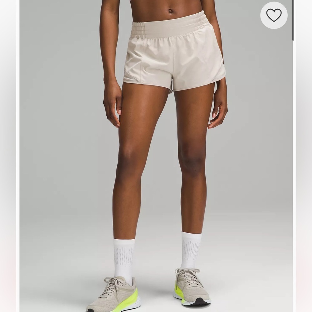 NWT "Hotty Hot HR Short 2.5" *Lined / Mojave Tan